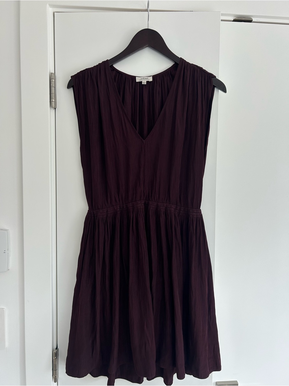 Wilfred Dark Plum V-Neck Sleeveless Gathered Waist Dress